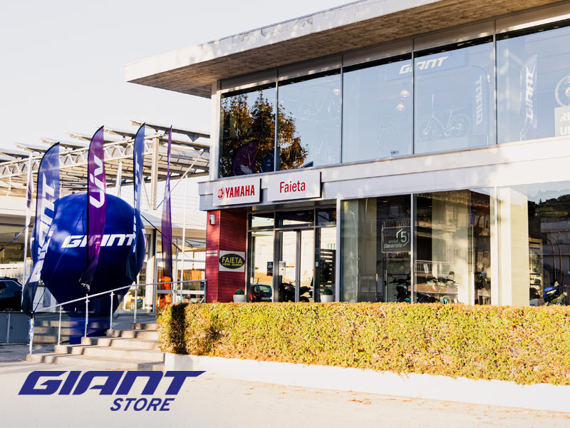 Visit the website of Giant Store Giulianova