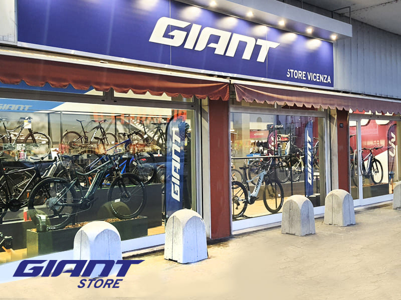Visit the website of Giant Store Vicenza