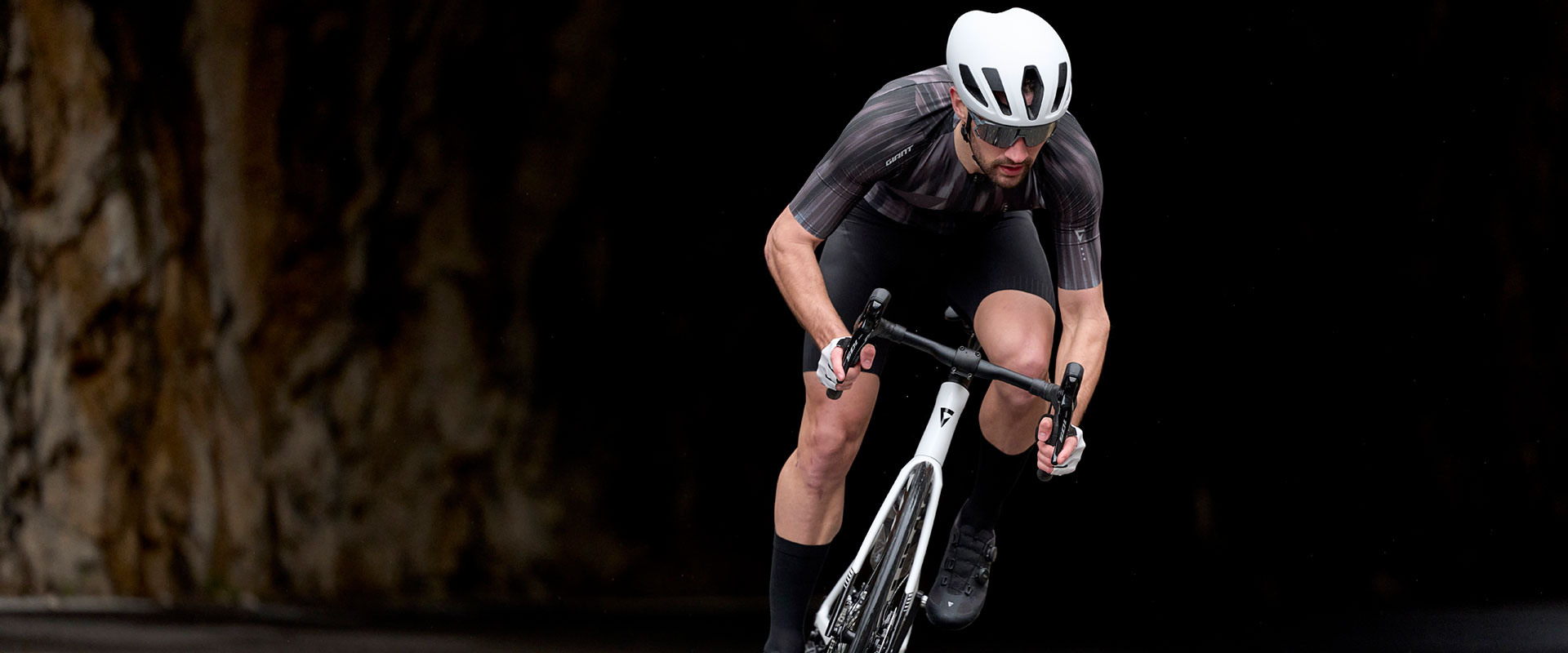 Contact SL Aero Handlebar | Aero Confidence | Giant Bicycles US