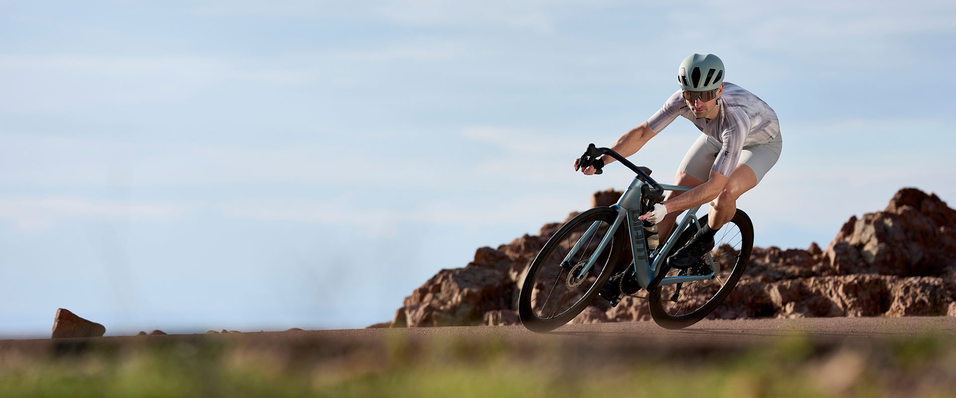 Gavia Course Tire | Made For Speed | Giant Bicycles Japan 日本