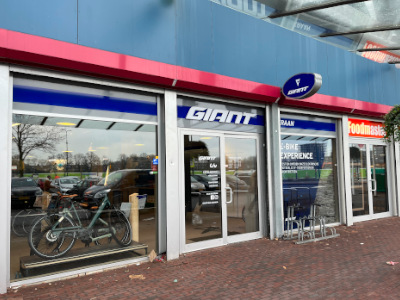 Visit the website of Giant Store Kraan