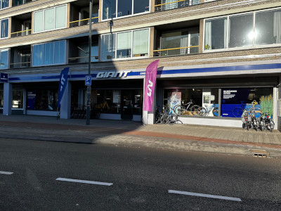 Visit the website of Giant Store Eindhoven