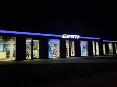 Visit the website of Giant Gliwice