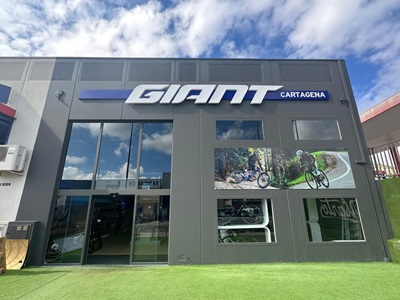 Visit the website of Giant Cartagena