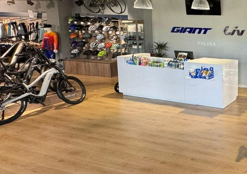 Visit the website of Giant Malaga