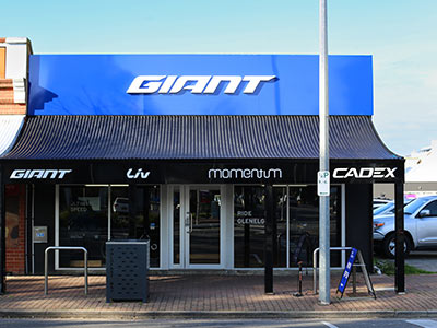 Visit the website of Giant Glenelg