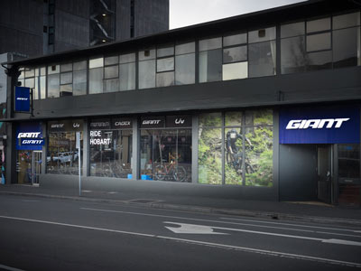 Visit the website of Giant Hobart