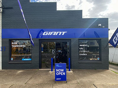 Visit the website of Giant Tamworth