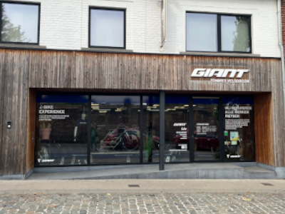 Visit the website of Giant Store Tommies Velodroom