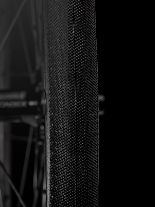 Supple Race Casing (SRC)
