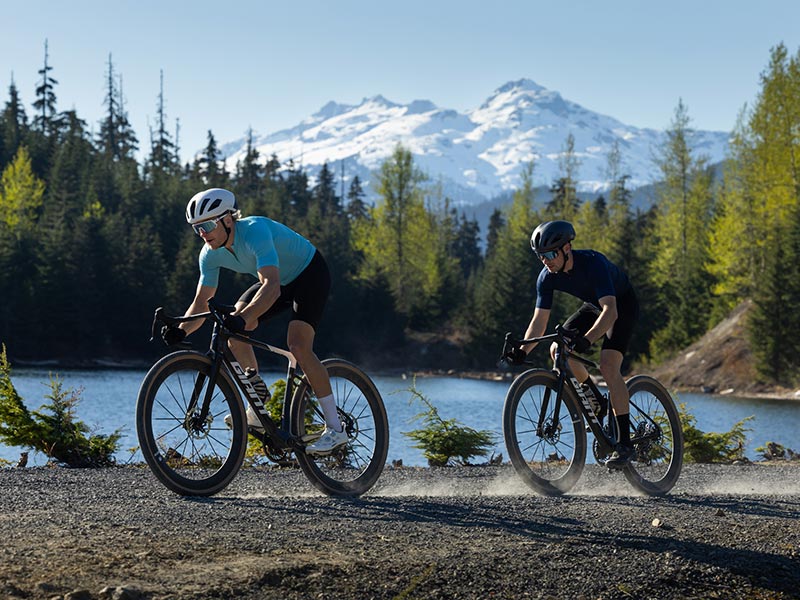 Revolt Gravel Bike Range | Giant Bicycles Japan 日本